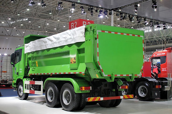 HOWO A7 420HP used dump truck